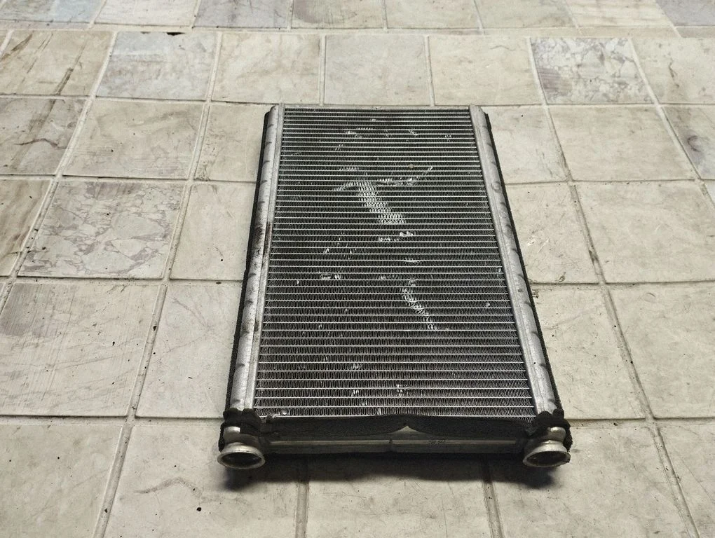 Salongi küttekeha radiaator