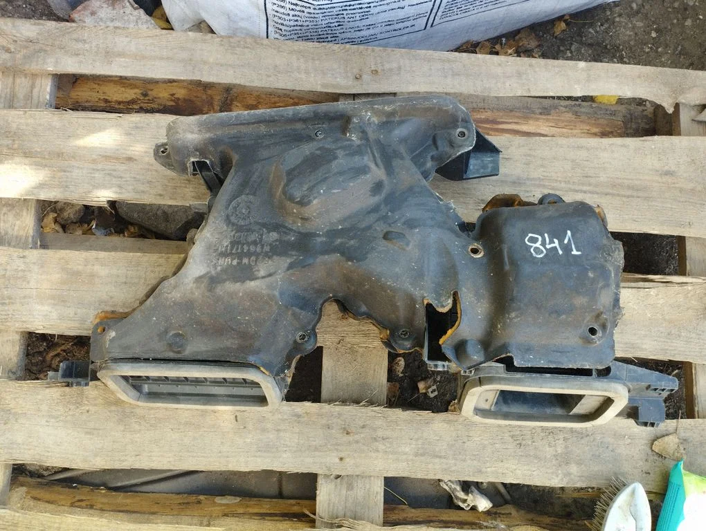 Obudowa nagrzewnicy – komplet – Opel Vivaro (2001-2014)