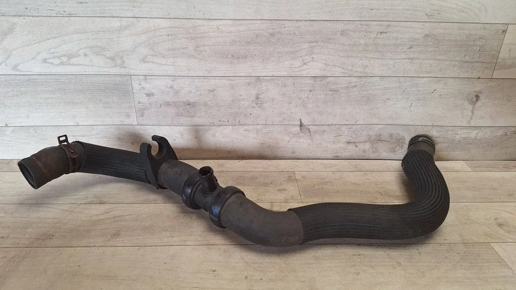 Engine coolant pipe/hose HSR20432
