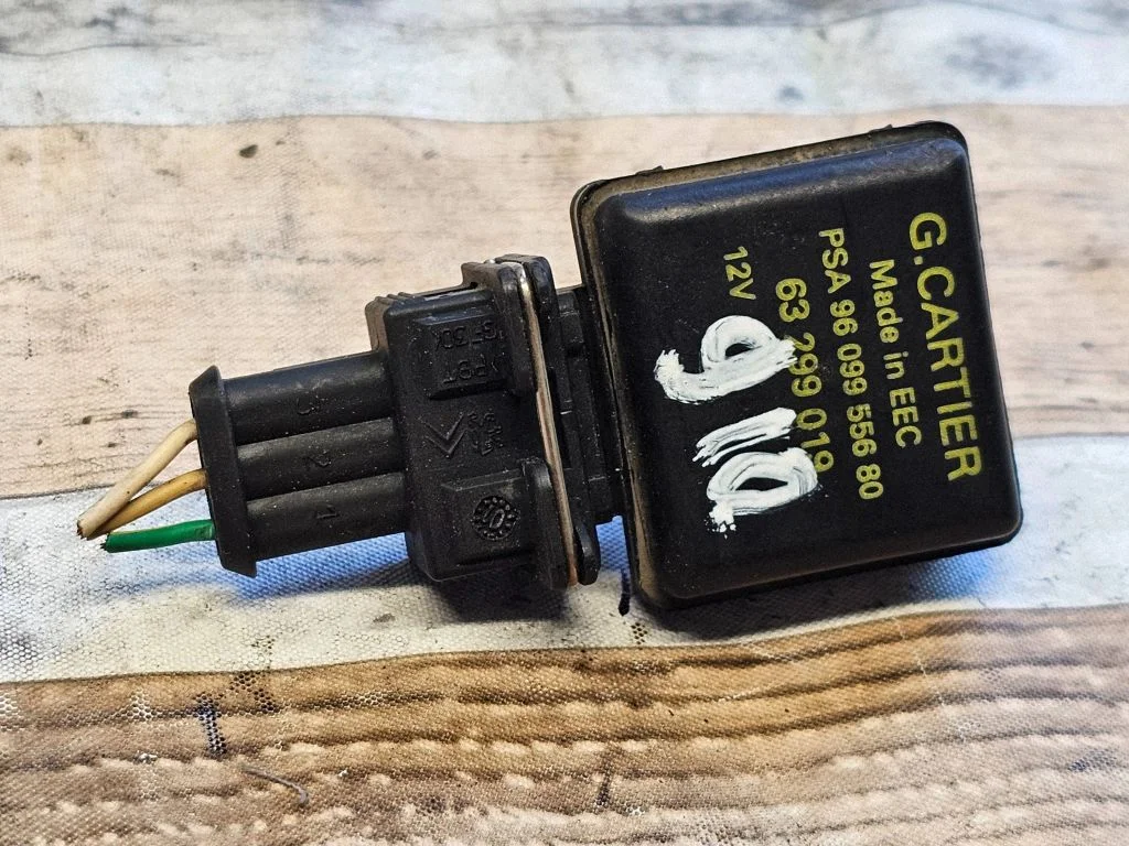 Coolant level sensor