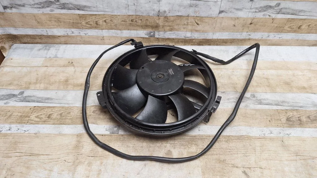 Electric radiator cooling fan