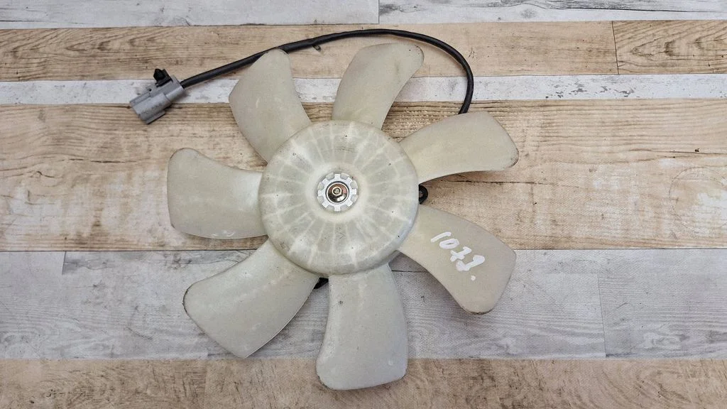 Elektriline radiaatori jahutusventilaator – Toyota Prius (NHW20) (2003-2009)