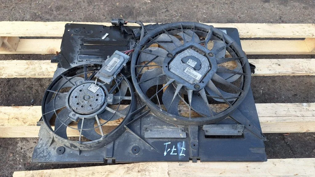 Elektriline radiaatori jahutusventilaator 7L0121203G