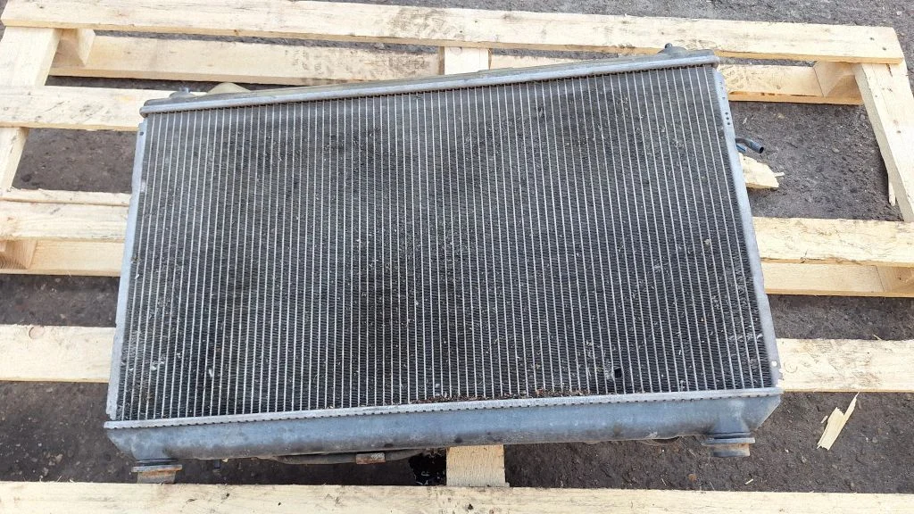 Dzesēšanas šķidruma radiators