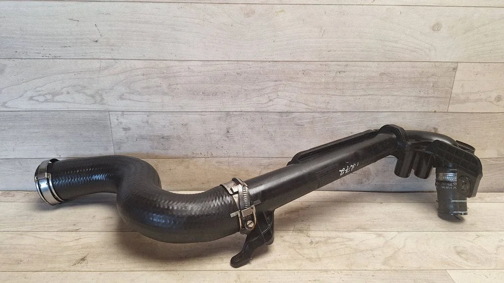 Intercooler hose/pipe 9674900880