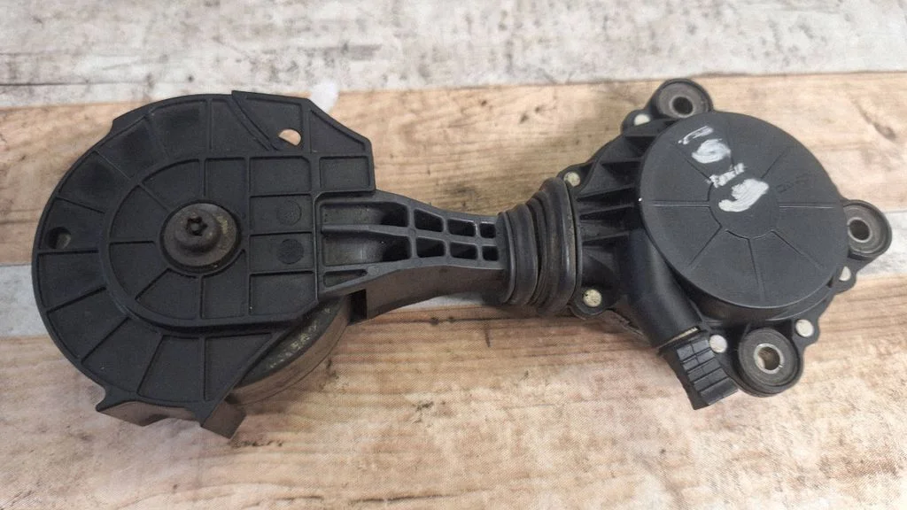 Generator/alternator belt tensioner – Peugeot 308 (2007-2013)