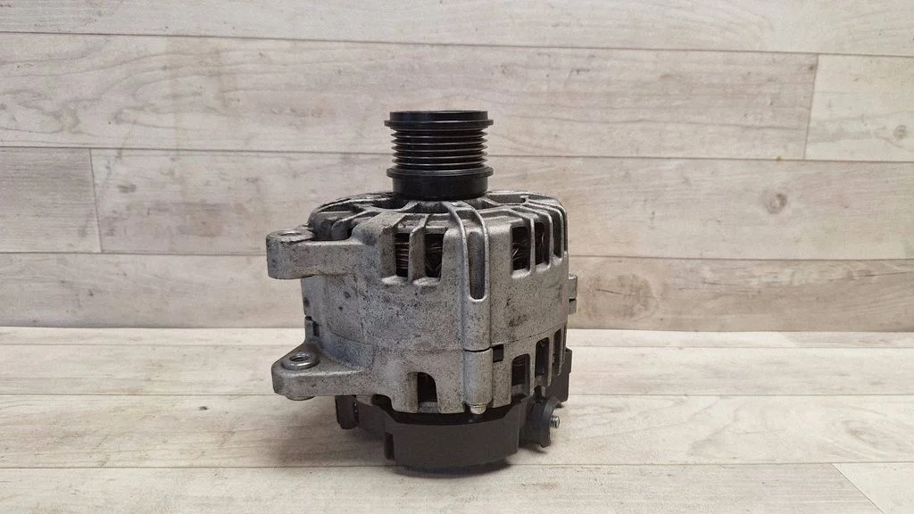 Generaator LRA03920