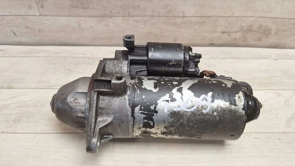 Starter motor 0001109015