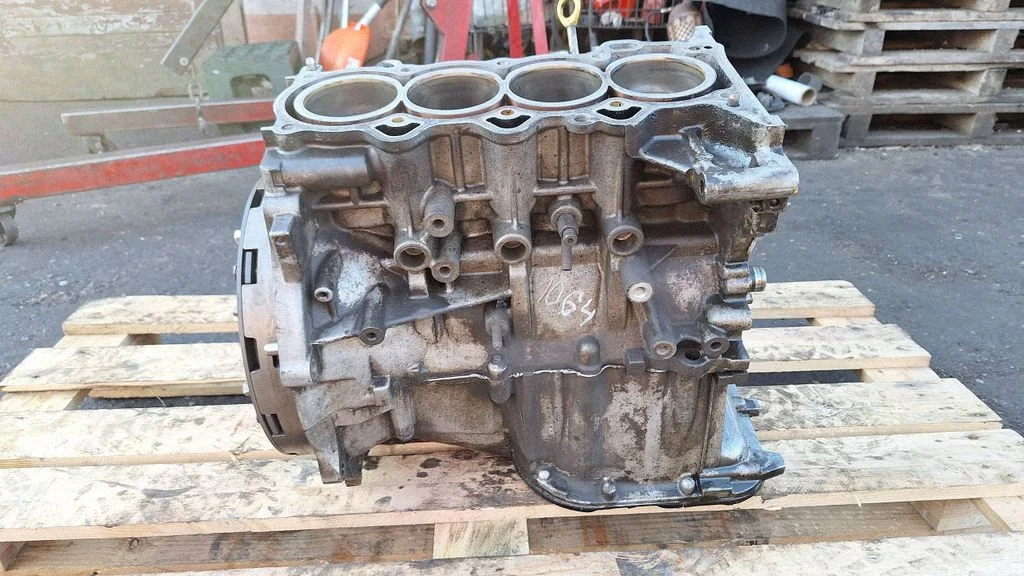 Engine block – Toyota Prius (NHW20) (2003-2009)