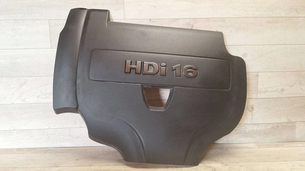 Engine cover (trim) 9674161080