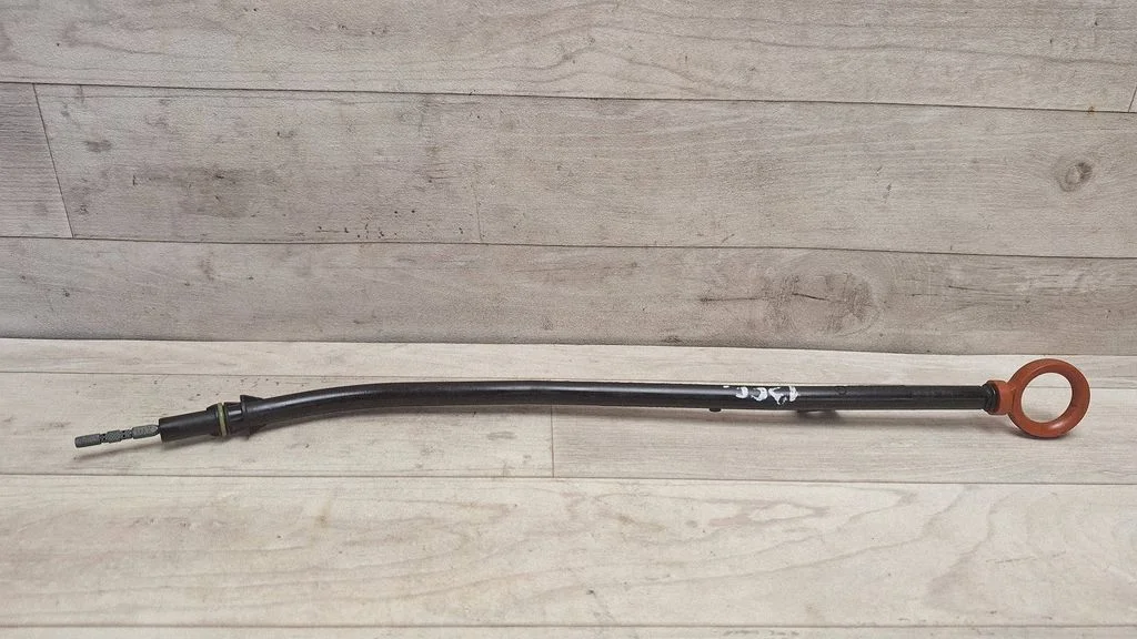Oil level dip stick 06E115630B