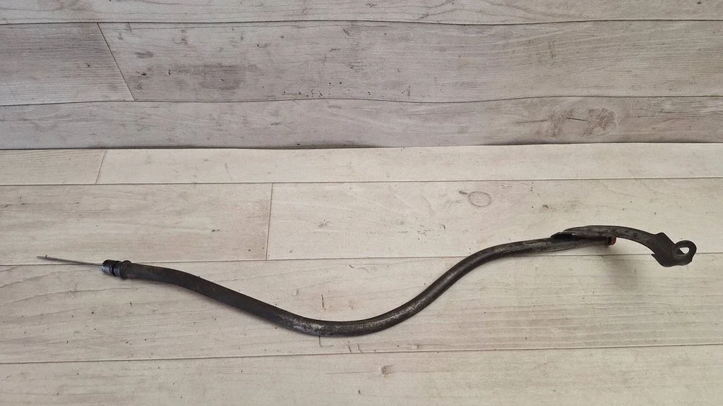 Oil level dip stick