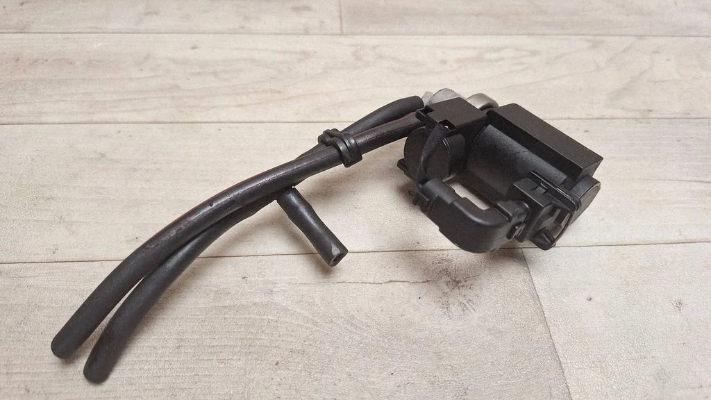 Zawór elektromagnetyczny turbo 70027200