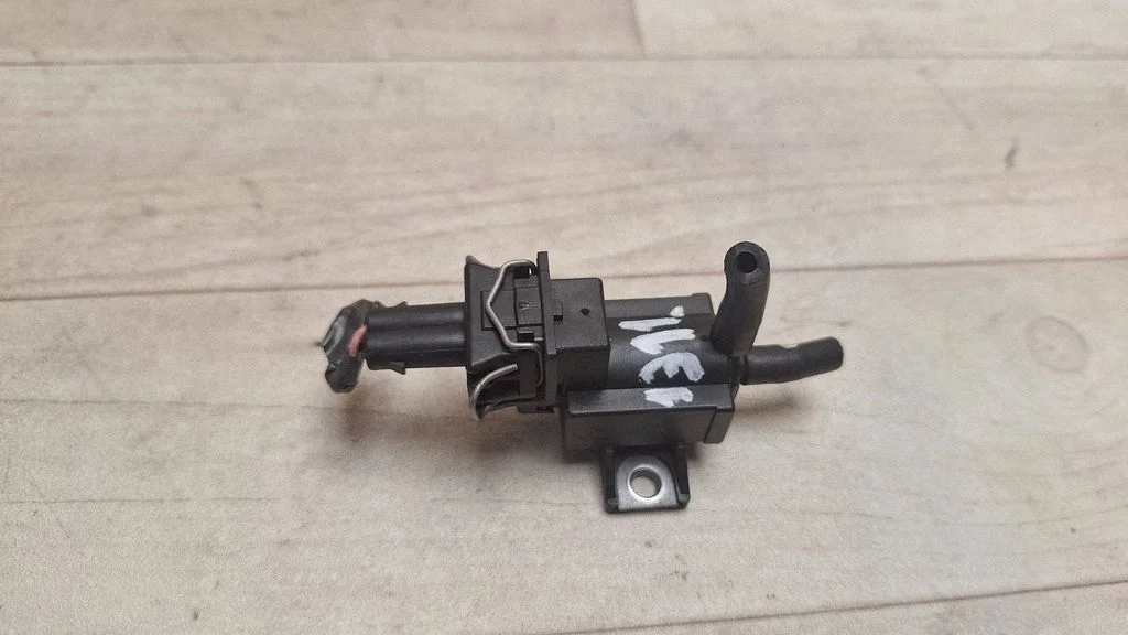 Turbo solenoid valve – Toyota Auris 150 (2006-2012)