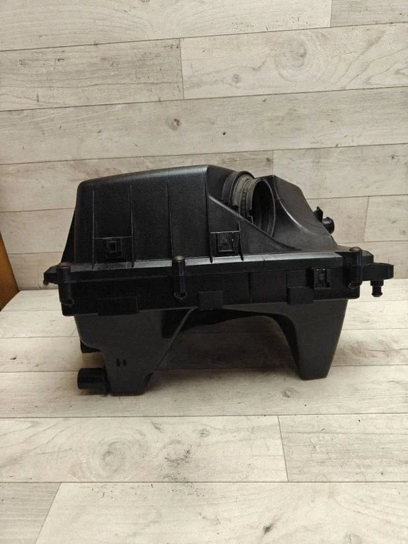 Air filter box – Opel Vectra C (2002-2005)