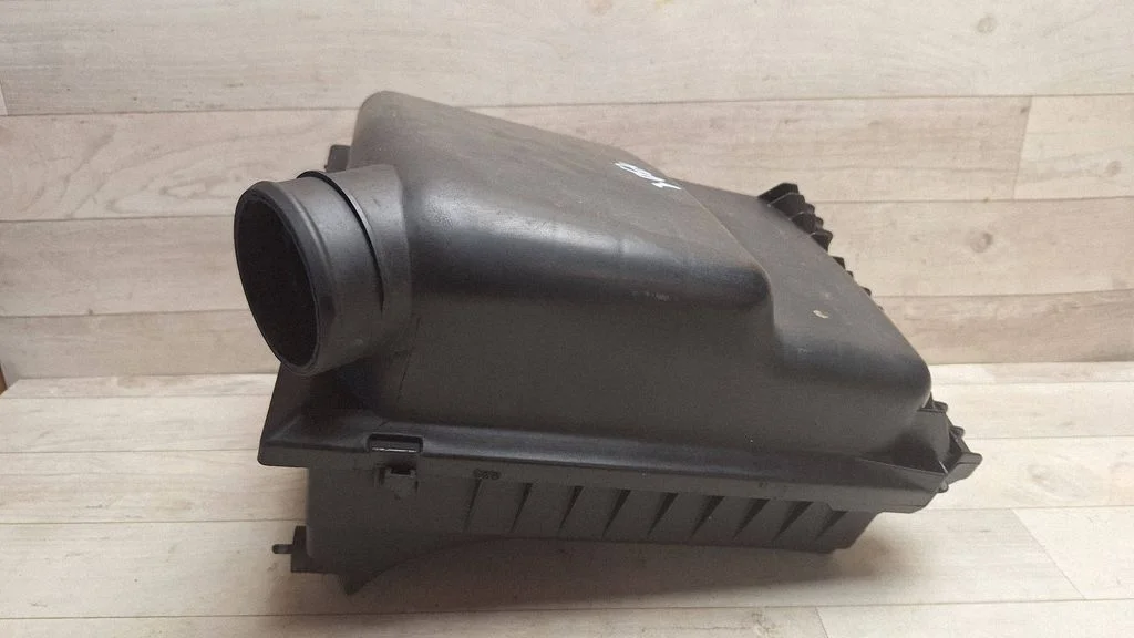 Air filter box A6380902701