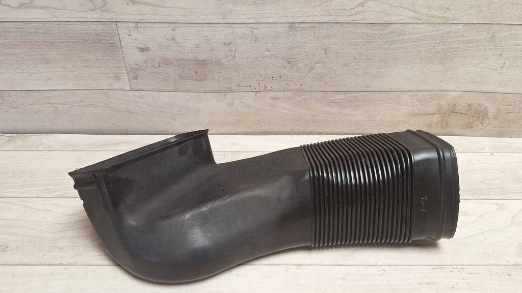 Air intake duct part – Audi A6 S6 C5 4B (1997-2005)
