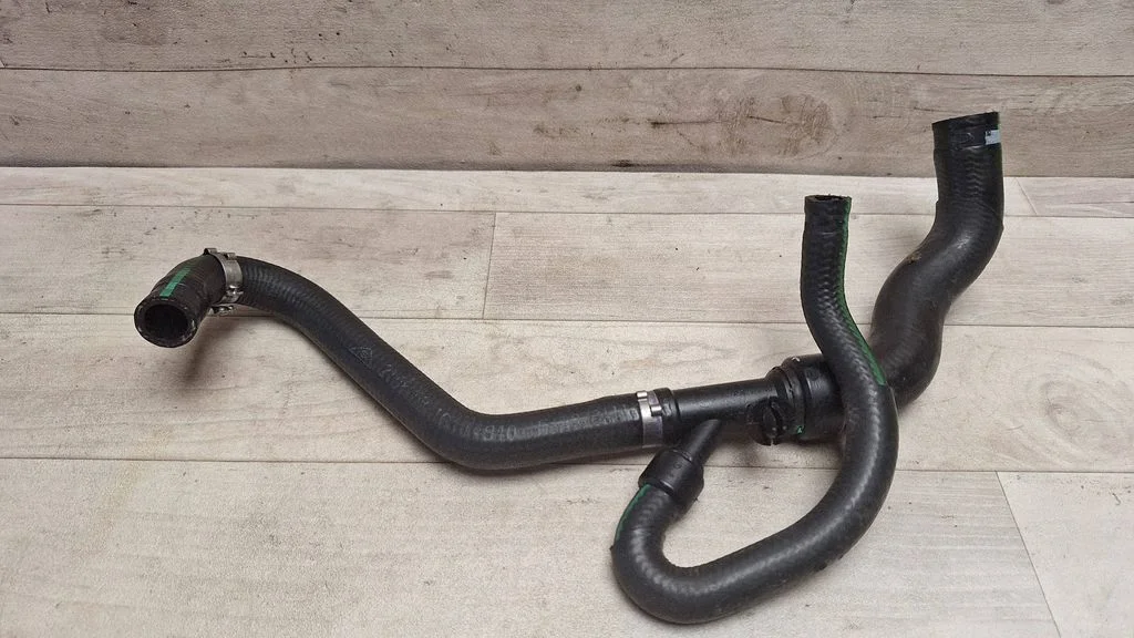 Air intake hose/pipe