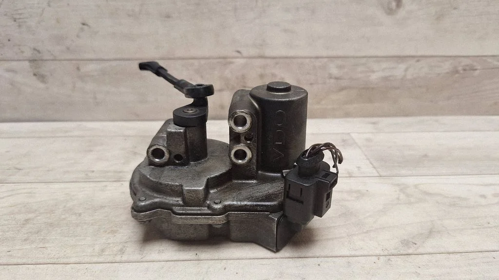 Intake manifold valve actuator/motor 059129086