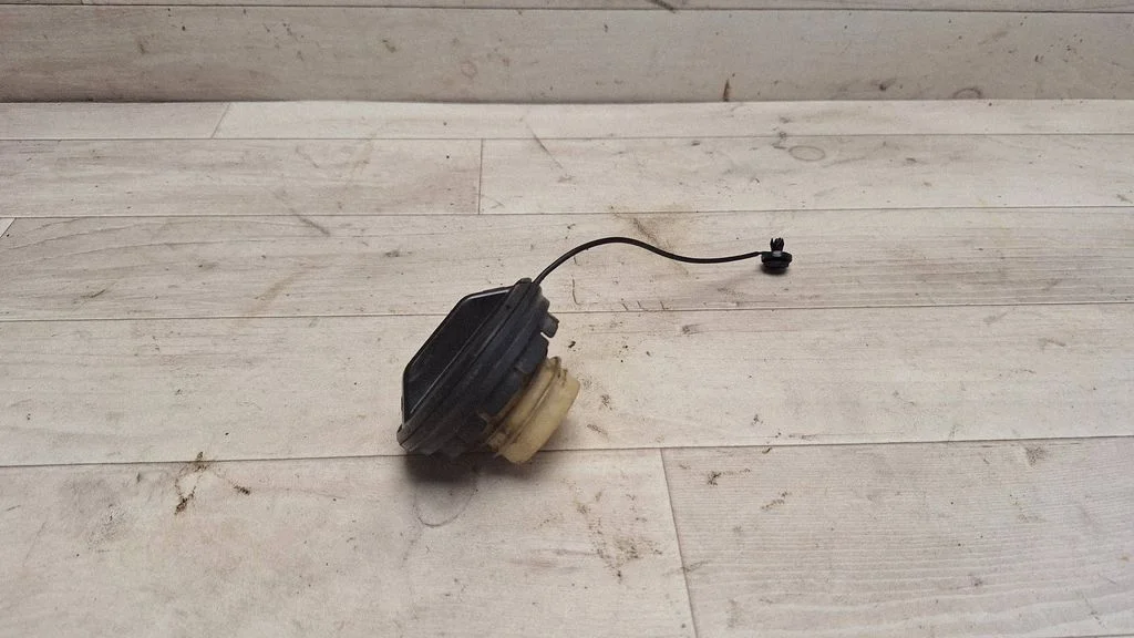 Fuel tank filler cap – Honda Accord (2003-2007)