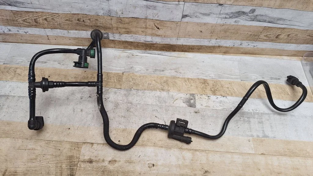 Fuel line pipe CV6190289BC