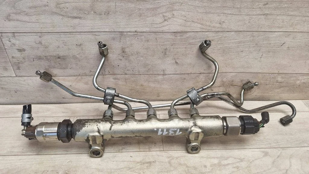 Fuel main line pipe 8945860010