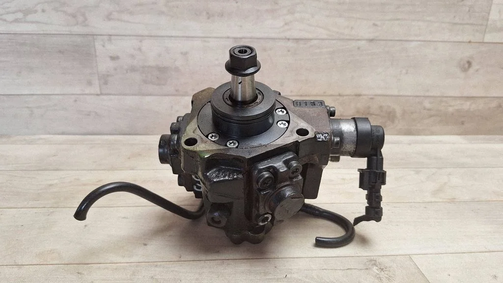 Kütuse kõrgsurvepump 331002A400