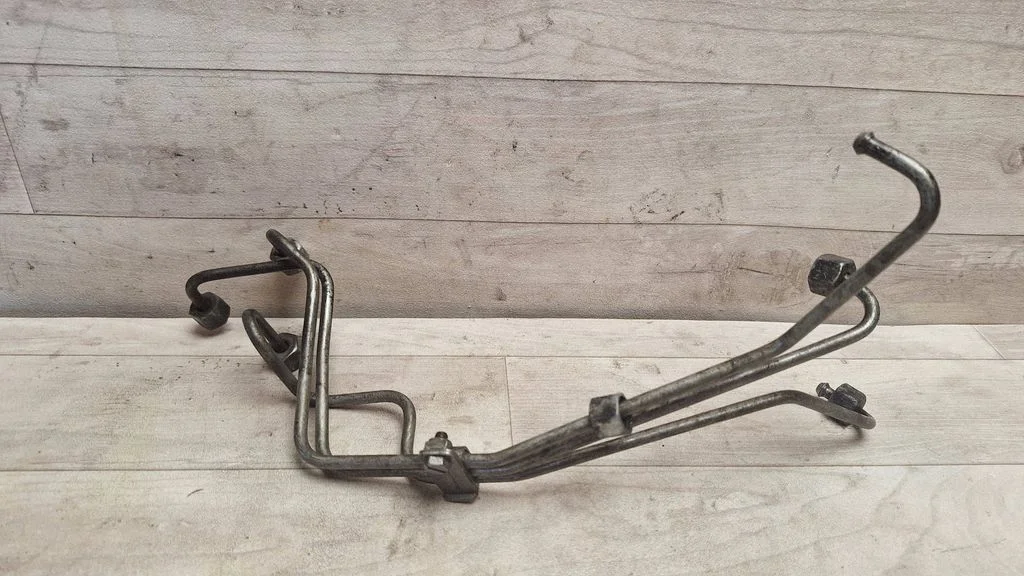 Fuel injector supply line/pipe 059130241AJ