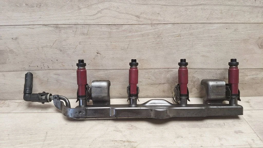 Pihustite (düüside) komplekt – Mazda 3 II (2009-2013)