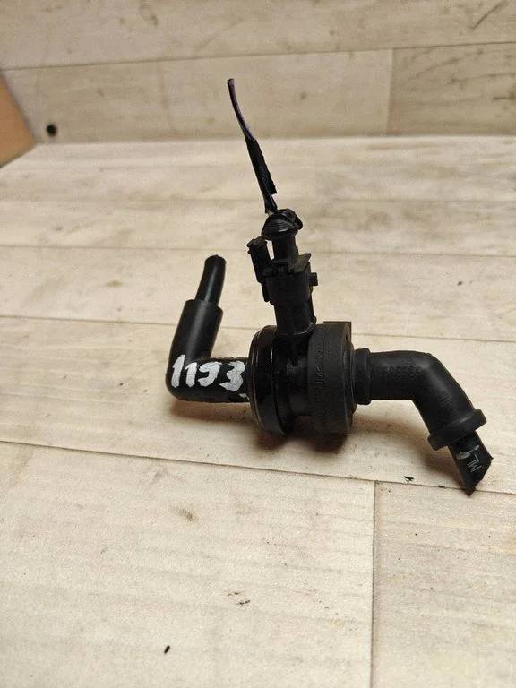 Vacuum valve 55353802