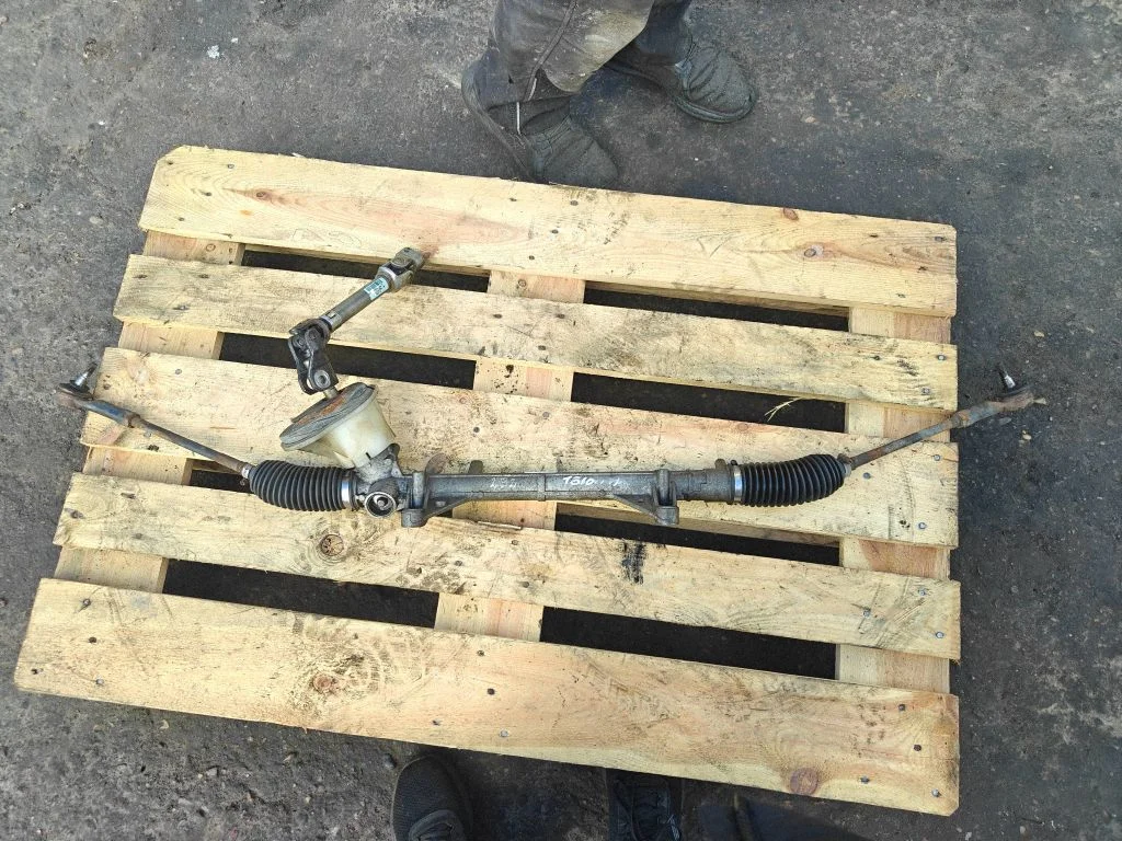 Steering rack – Nissan Micra (2003-2007)