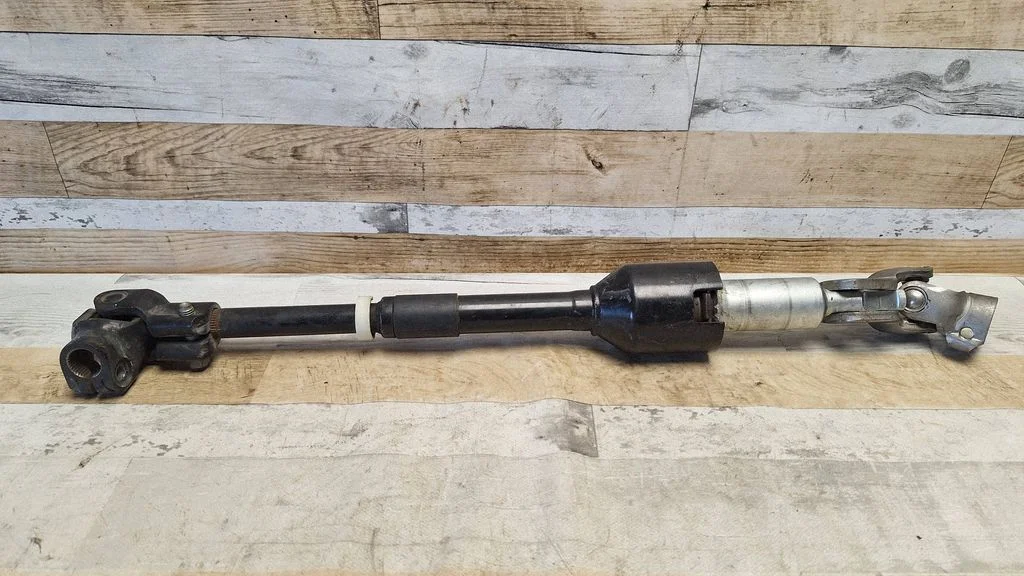 Steering wheel axle