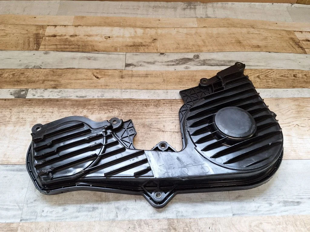 Timing belt guard (cover) RF7J10600