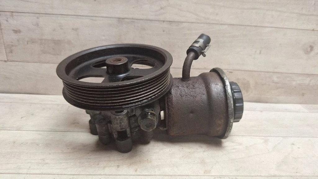 Power steering pump