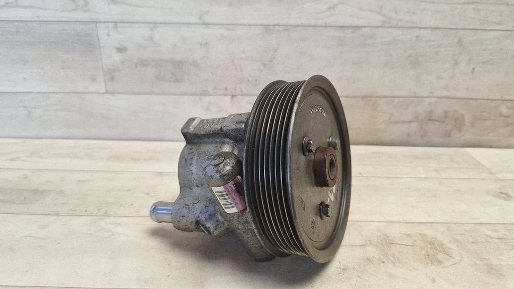 Power steering pump – Renault Laguna III (2007-2015)