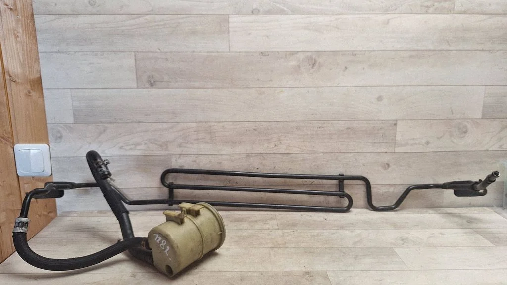 Power steering hose/pipe/line 8200005185