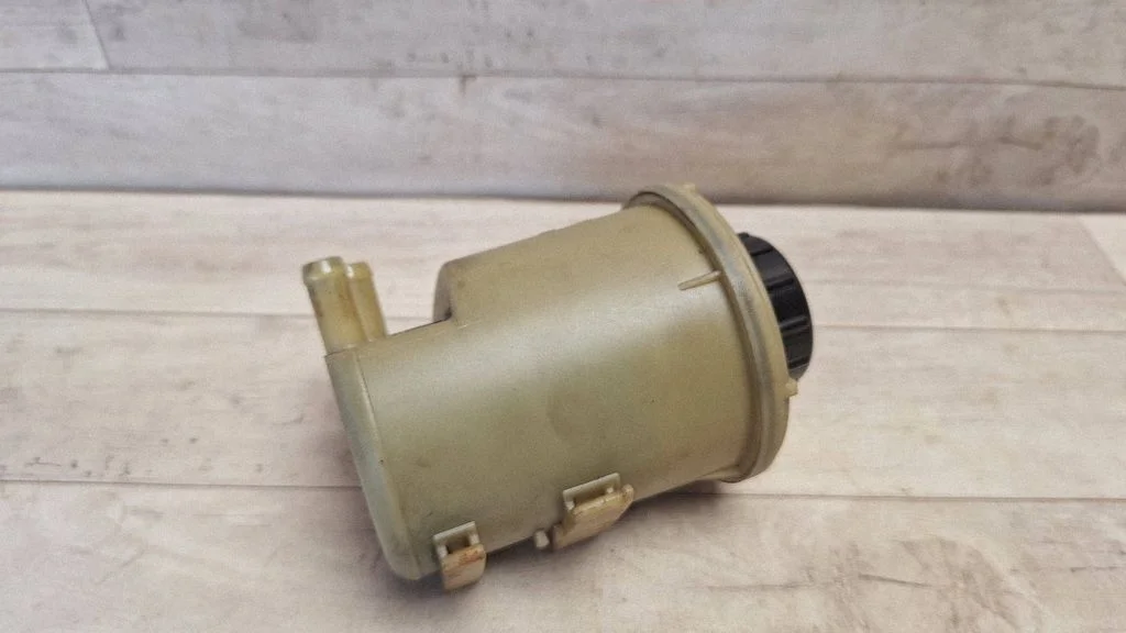 Power steering fluid tank/reservoir 491150002R