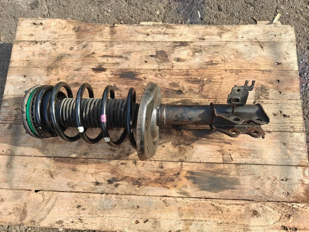 Front shock absorber/damper 9677508580