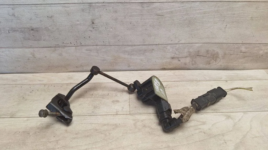 Headlight/headlamp level sensor 9663488180