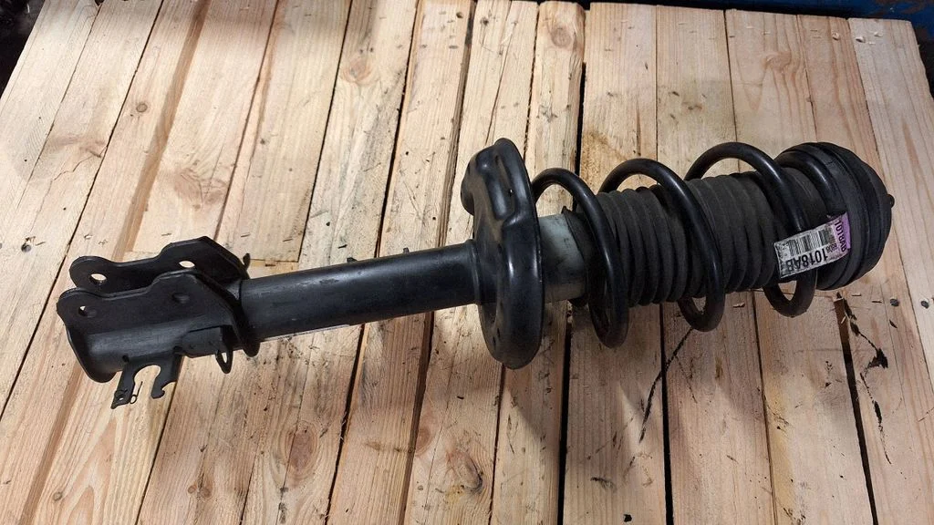 Front shock absorber/damper 68081018AB