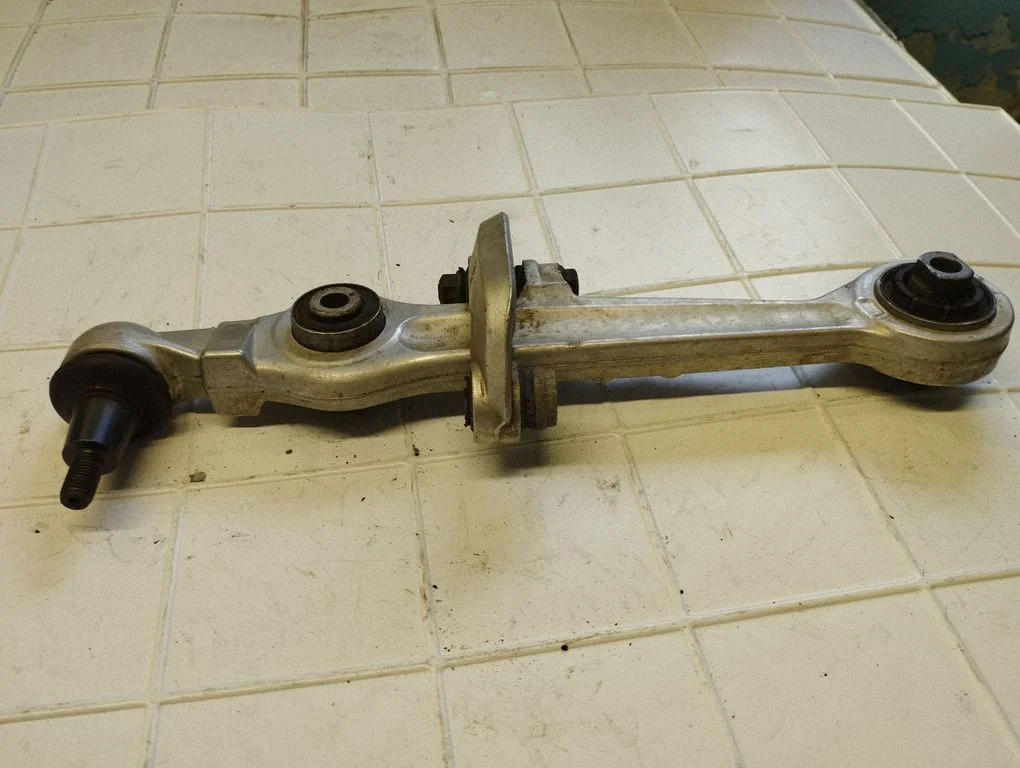 Front control arm – front left