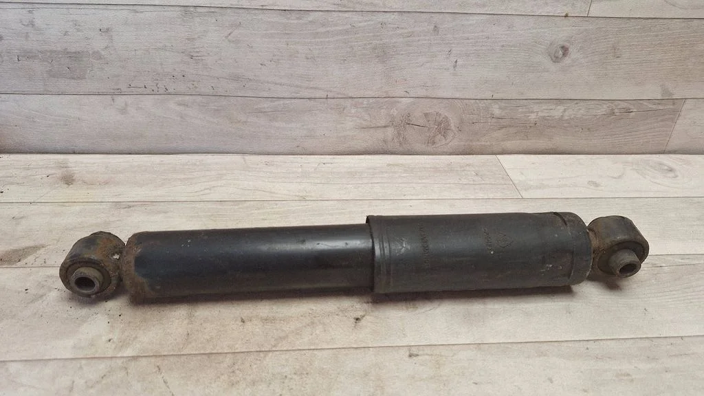 Rear shock absorber/damper