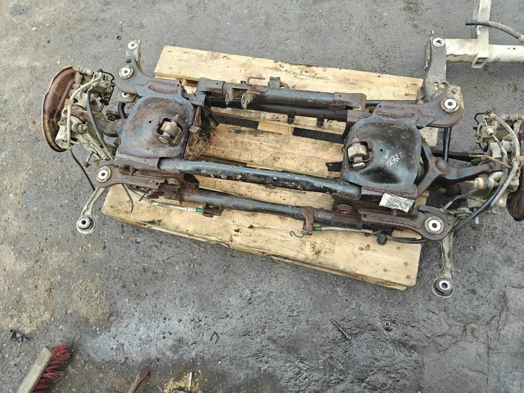 Rear subframe 9803339480