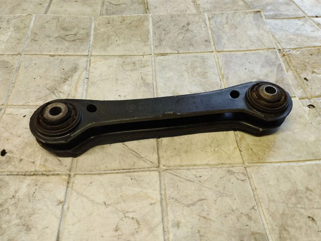 Rear upper control arm/wishbone 10353212