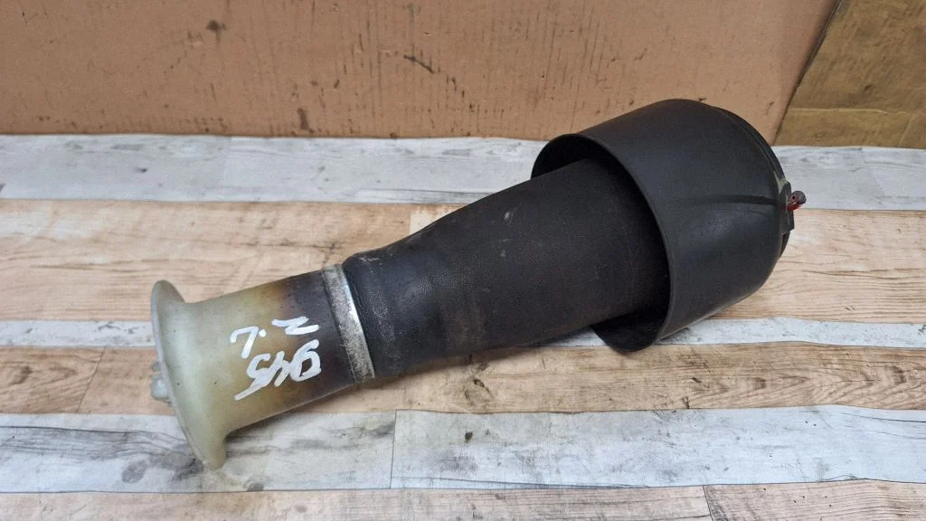 Rear air suspension bag/shock absorber – BMW 5 Series F10 F11 (2009-2016)