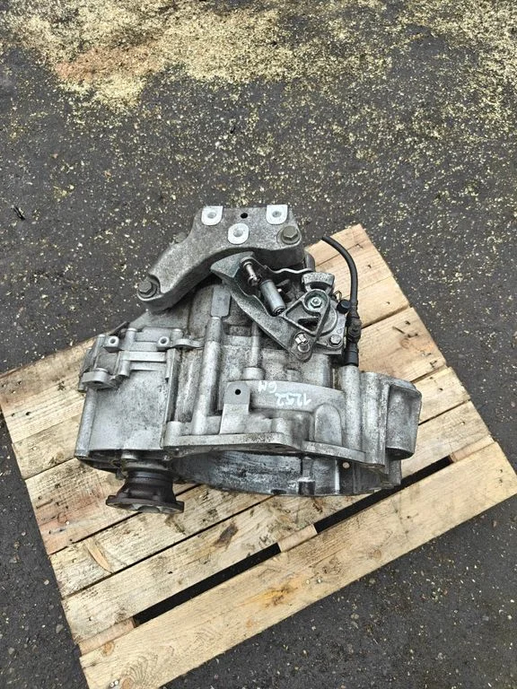 Manual 6 speed gearbox
