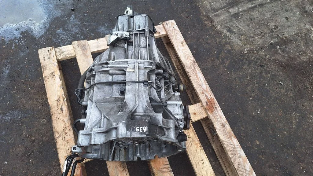 Automatic gearbox 01J301383N