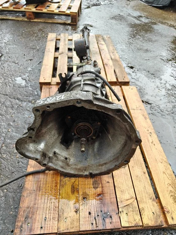 Manual 5 speed gearbox