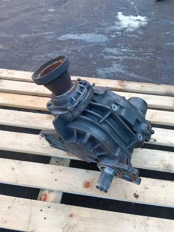 Gearbox transfer box case 7450014093B