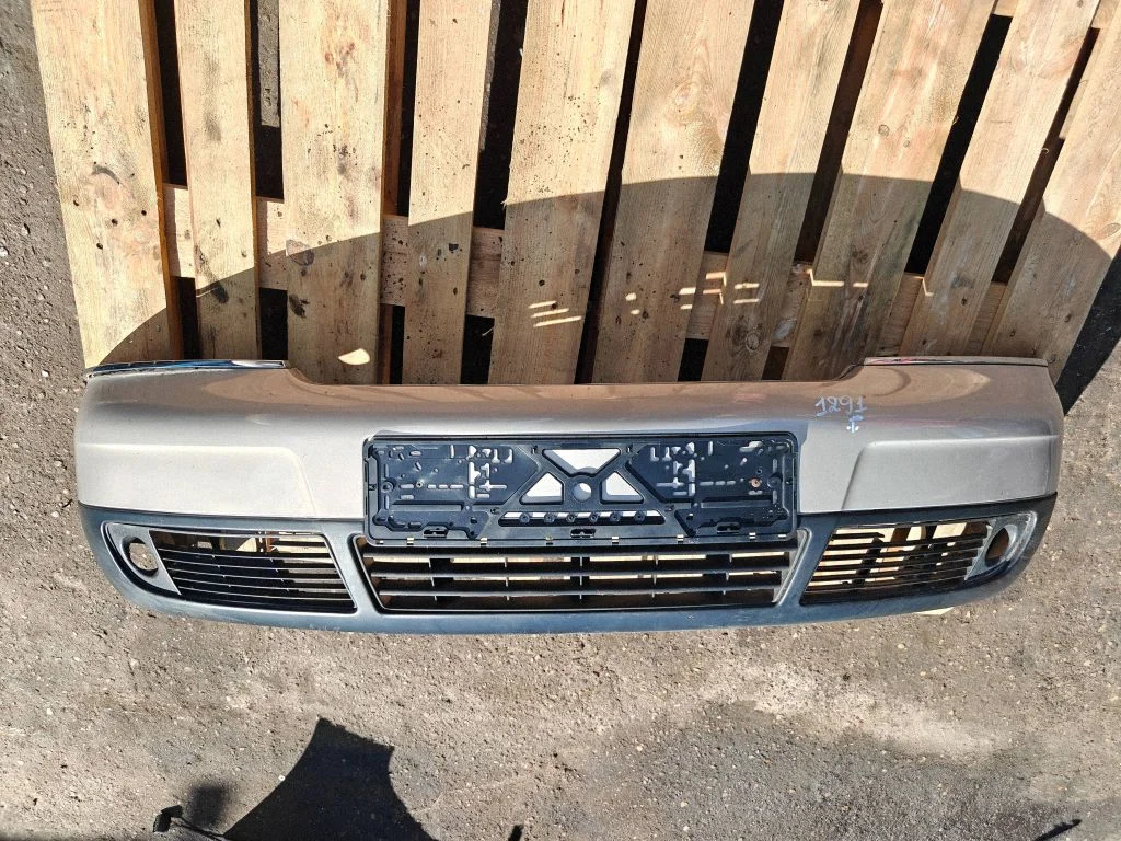 Esistange AD04011BA